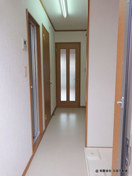 玄関より