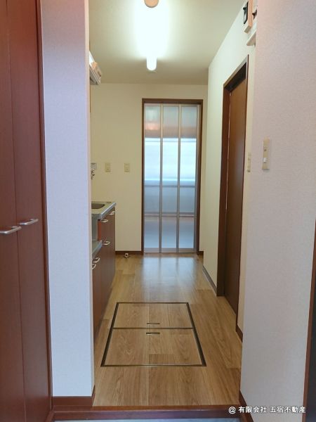 玄関より