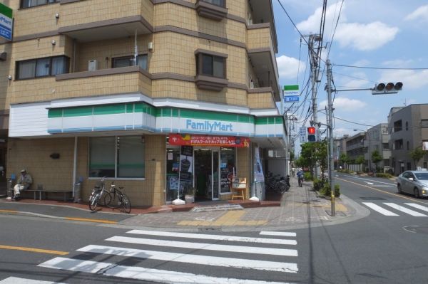 ファミリーマート武蔵境二丁目店（91ｍ）